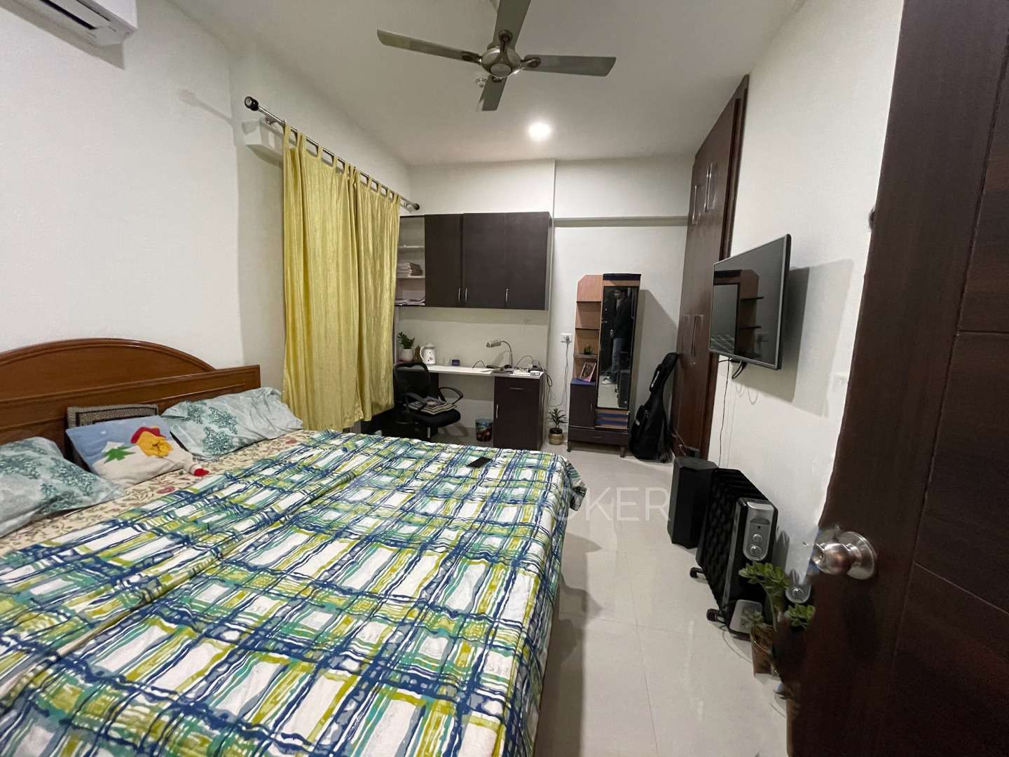 4bhk unfurnished apartment cleaning